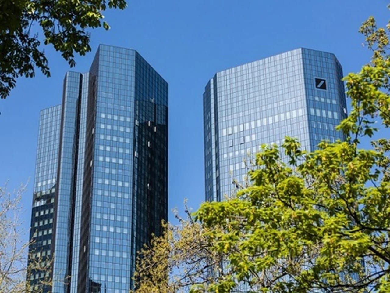 Deutsche Bank image 6