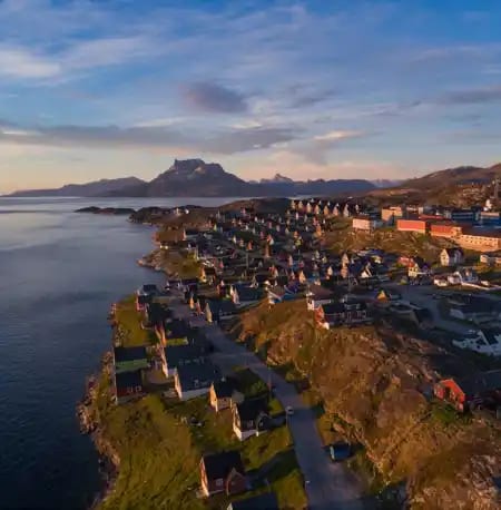 Air Greenland image 2