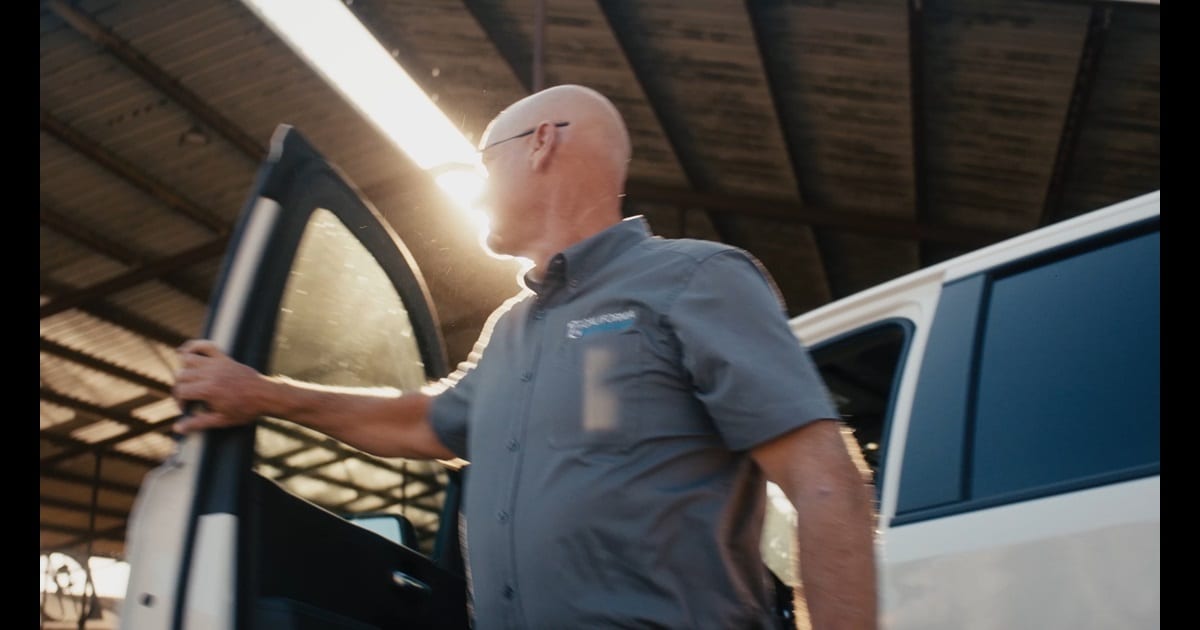 Chevron share image